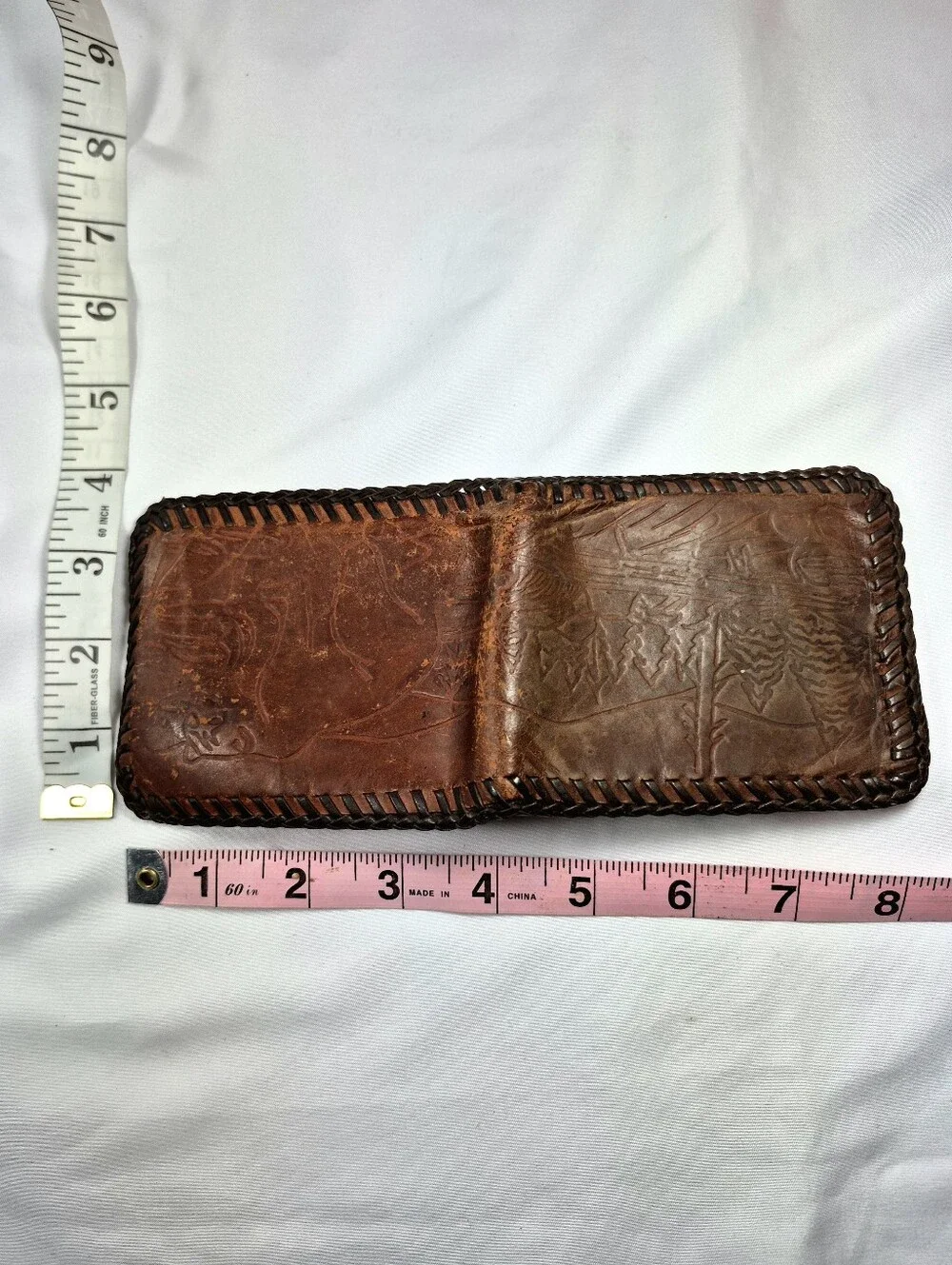 Vintage Hand Tooled Leather Bifold Wallet Whipstitch Wilderness Scene Key/Card